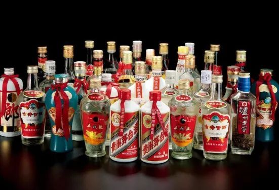 選購(gòu)白酒的方法，什么的白酒才是好酒？